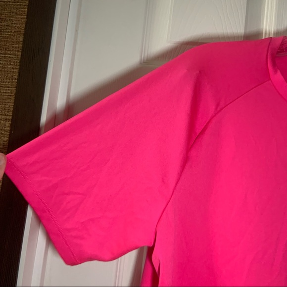 Under Armour Women’s Active Hot Pink The Tech Tee size Medium - Picture 4 of 7